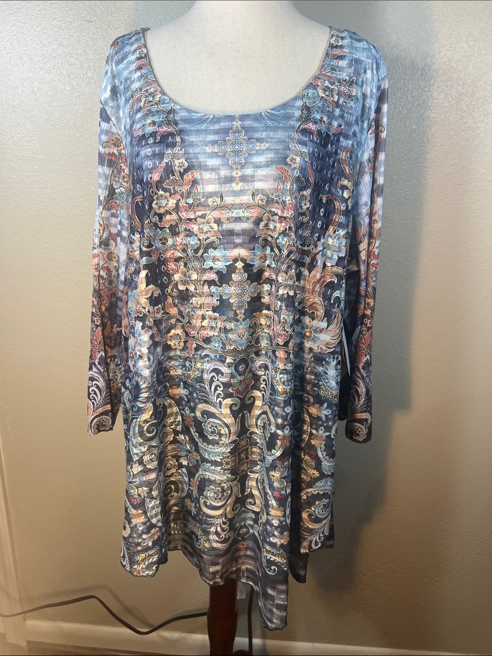 ONE WORLD Blue Multi Paisley Floral Scoop-Neck Tunic